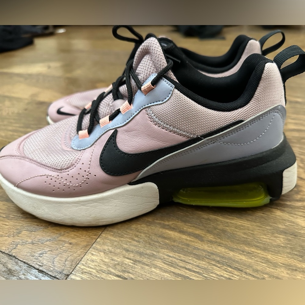 Nike air max womens 9